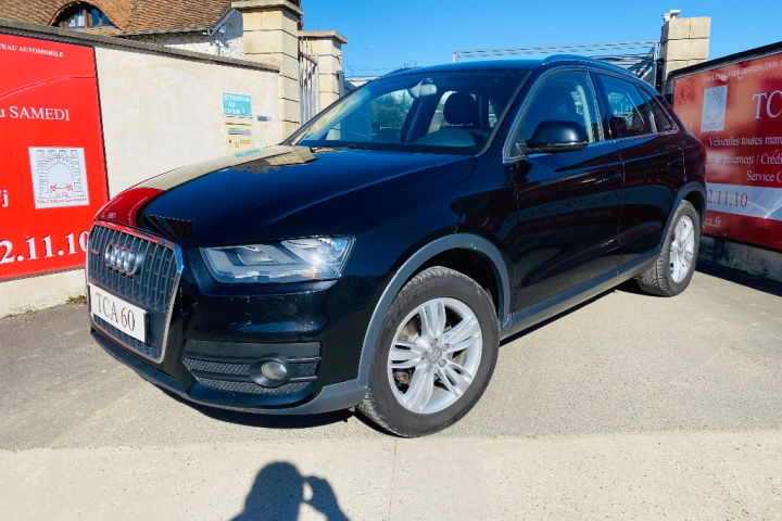 AUDI Q3